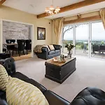 Orchard House, Castle Carrock, Luxurious, Characterful With Hot Tub And Countryside Views * Castle Carrock