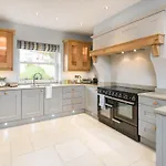 Orchard House, Castle Carrock, Luxurious, Characterful With Hot Tub And Countryside Views * Castle Carrock