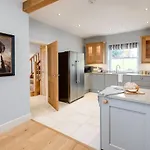 Orchard House, Castle Carrock, Luxurious, Characterful With Hot Tub And Countryside Views Сasa de vacaciones *