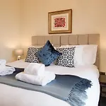 Orchard House, Castle Carrock, Luxurious, Characterful With Hot Tub And Countryside Views Hébergement de vacances *