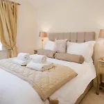 Сasa de vacaciones Orchard House, Castle Carrock, Luxurious, Characterful With Hot Tub And Countryside Views Castle Carrock