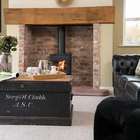 Tatil Evi Orchard House, Castle Carrock, Luxurious, Characterful With Hot Tub And Countryside Views Castle Carrock