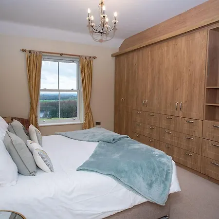 Orchard House, Castle Carrock, Luxurious, Characterful With Hot Tub And Countryside Views Tatil Evi